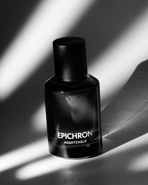 Nightchild by Epichron, black and white studio shot